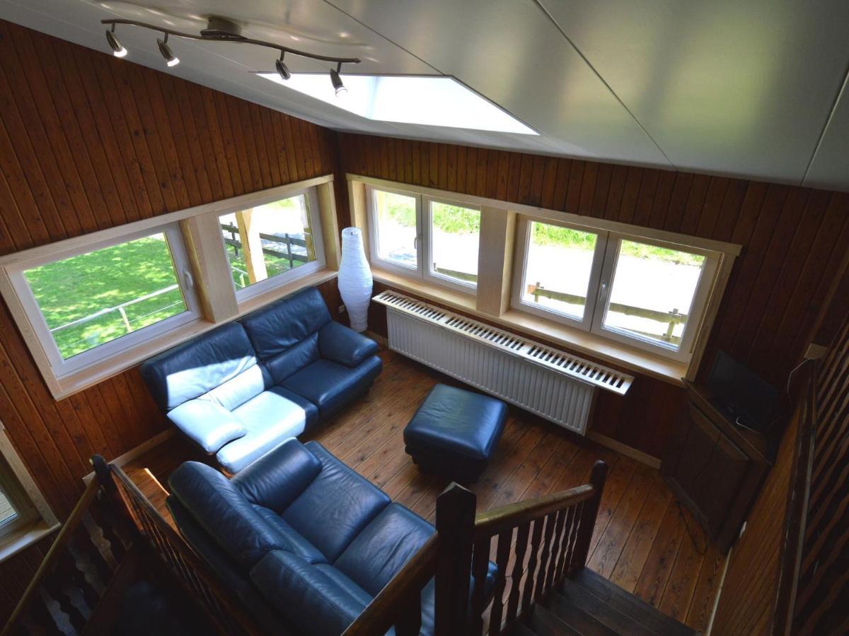 Welcoming Cottage In Hatrival With Terrace Saint-Hubert Exterior foto